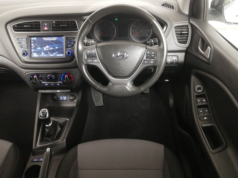 Used Hyundai i20 2020 for sale - 76543880: Photo 7