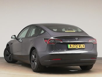 Used Tesla Model 3 2022 for sale - 75640902: Photo