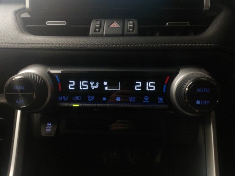 Used Toyota RAV4 2021 for sale - 77273207: Photo 13