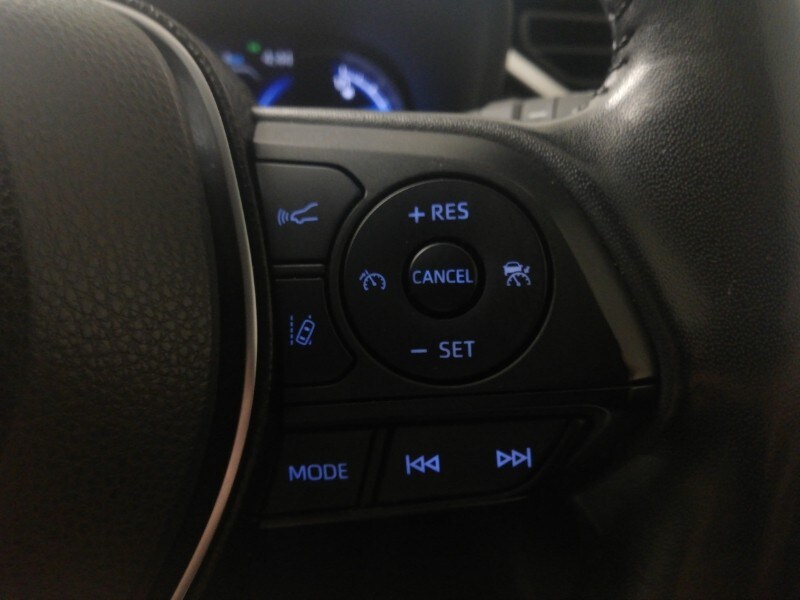 Used Toyota RAV4 2021 for sale - 77273207: Photo 18