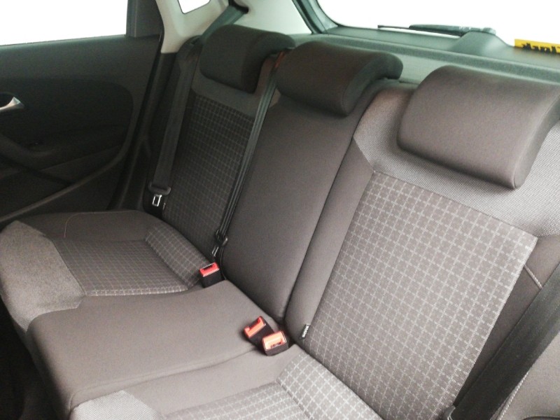 Used Volkswagen Polo 2016 for sale - 77289833: Photo 6