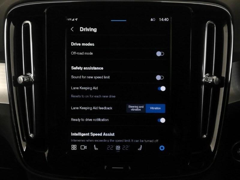 Used Volvo XC40 2024 for sale - 76282331: Photo 15