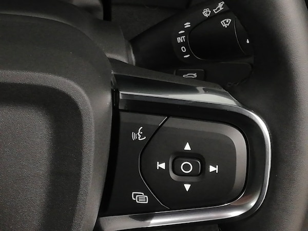Used Volvo XC40 2024 for sale - 76282331: Photo 19