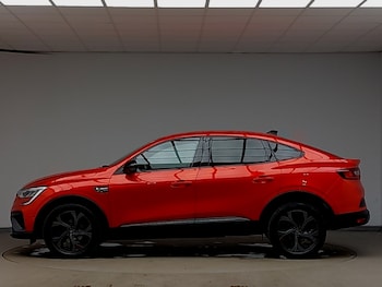 Used Renault Arkana 2023 for sale - 78327705: Photo