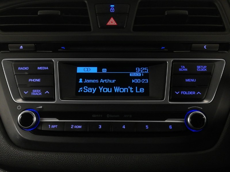 Used Hyundai i20 2015 for sale - 76354855: Photo 16