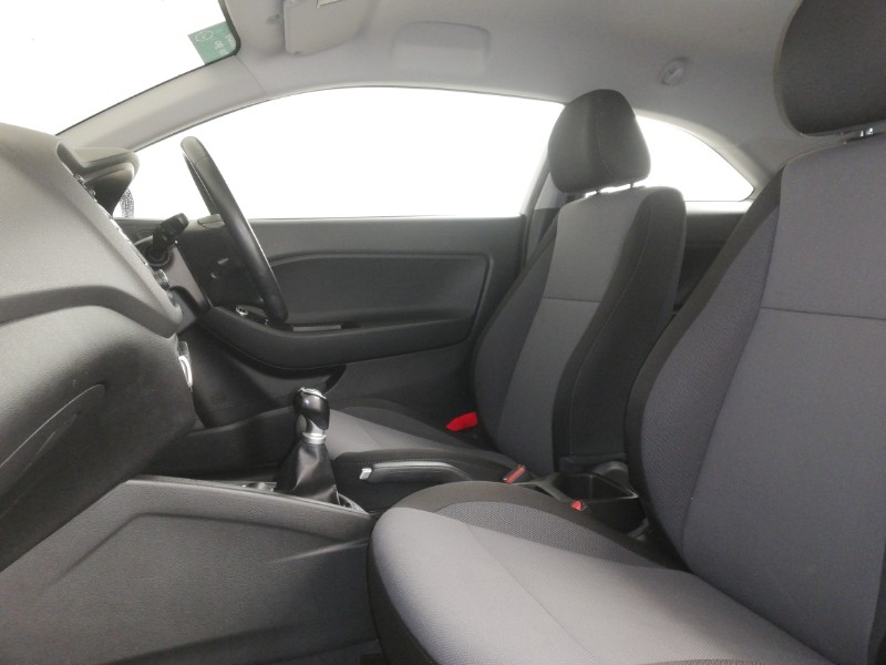 Used Hyundai i20 2015 for sale - 76354855: Photo 5