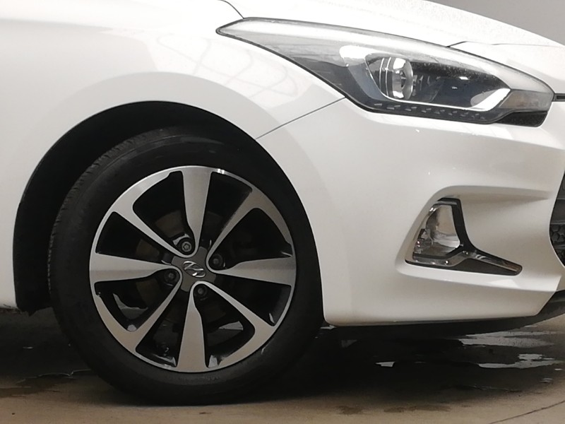 Used Hyundai i20 2015 for sale - 76354855: Photo 9