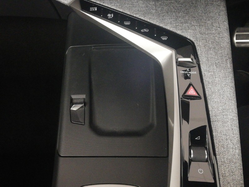 Used Peugeot 3008 2024 for sale - 77039328: Photo 16