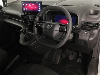 Used Vauxhall Combo 2024 for sale - 76199134: Photo