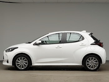 Used Toyota Yaris 2024 for sale - 78498357: Photo