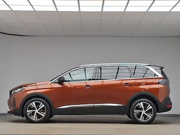Used Peugeot 5008 2023 for sale - 79267833: Photo