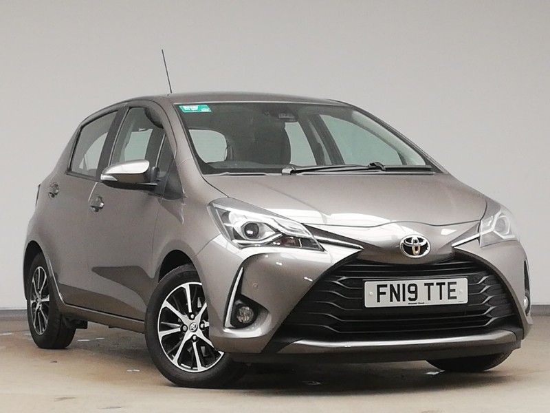 Used Toyota Yaris 2019 for sale - 76414728: Photo 1