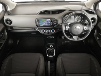 Used Toyota Yaris 2019 for sale - 76414728: Photo