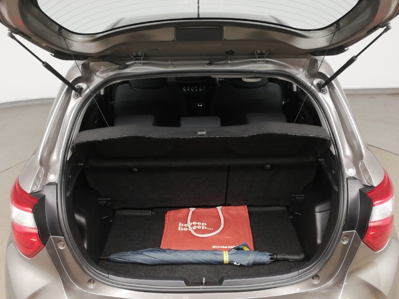 Used Toyota Yaris 2019 for sale - 76414728: Photo 8