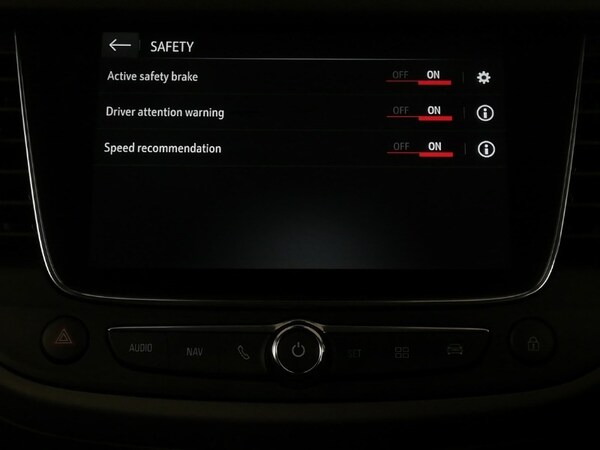 Used Vauxhall Crossland 2022 for sale - 76225897: Photo 17