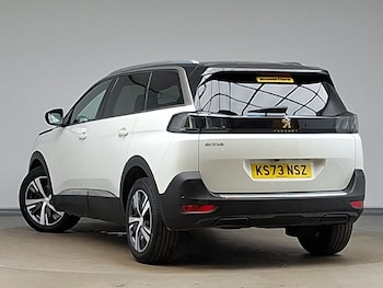 Used Peugeot 5008 2023 for sale - 79343171: Photo
