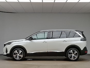 Used Peugeot 5008 2023 for sale - 79343171: Photo