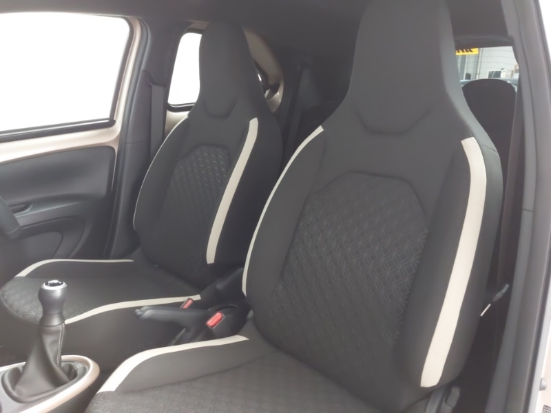 Used Toyota Aygo X 2023 for sale - 78033543: Photo 5