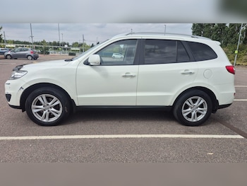 Used Hyundai Santa Fe 2011 for sale - 79256344: Photo