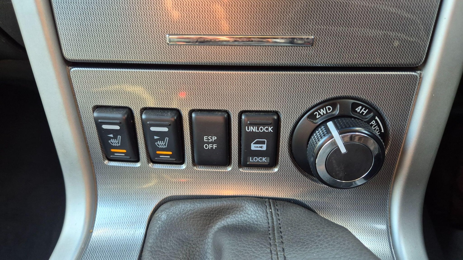 Used Nissan Navara 2012 for sale - 78170628: Photo 16