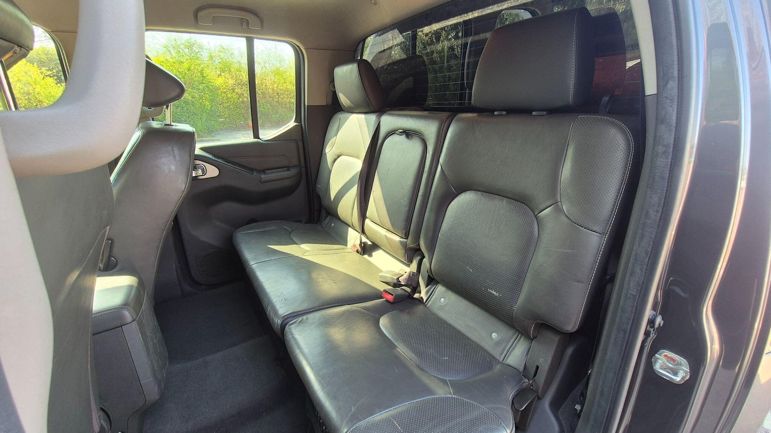 Used Nissan Navara 2012 for sale - 78170628: Photo 30