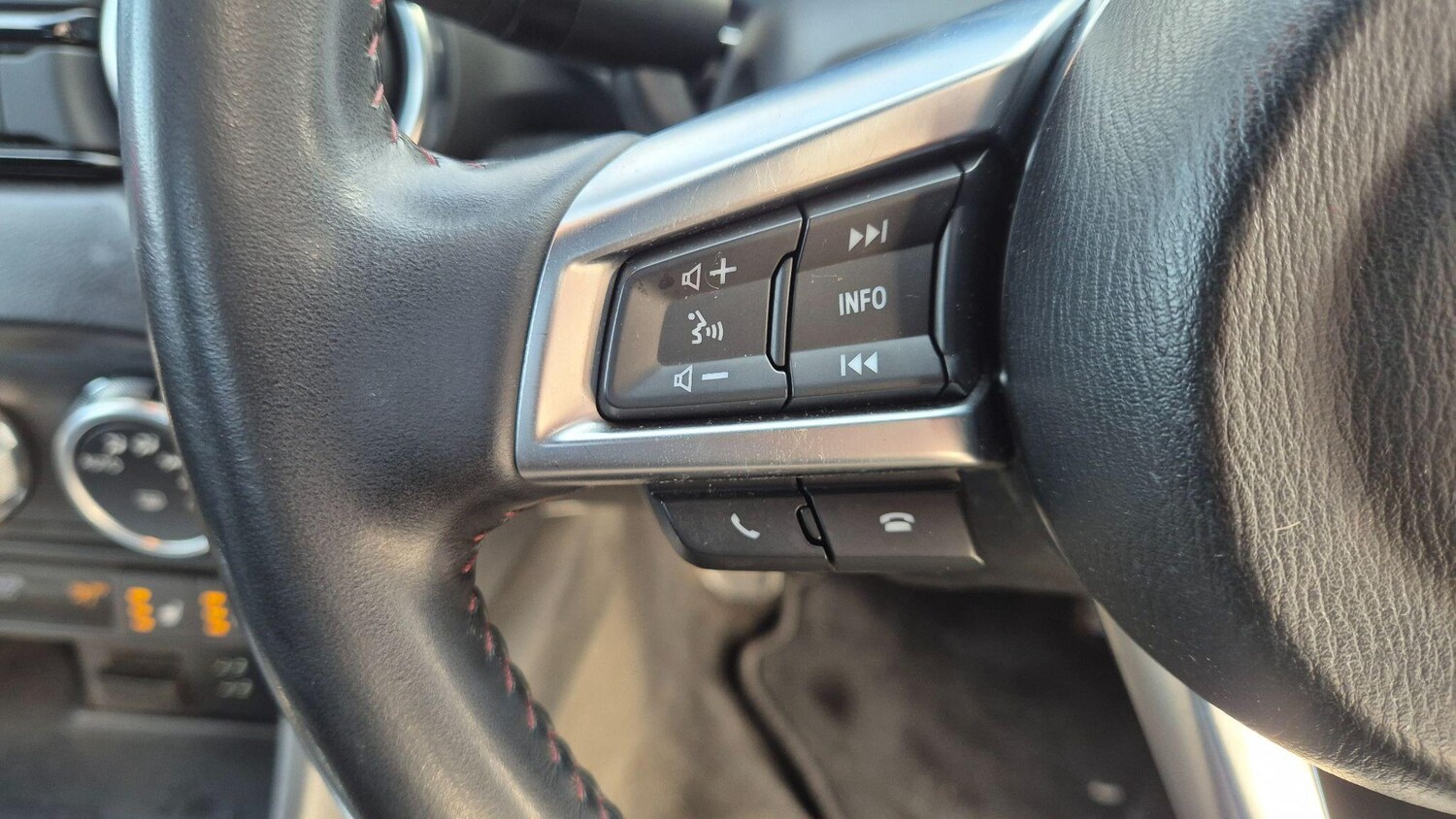 Used Mazda MX-5 2015 for sale - 77255594: Photo 19