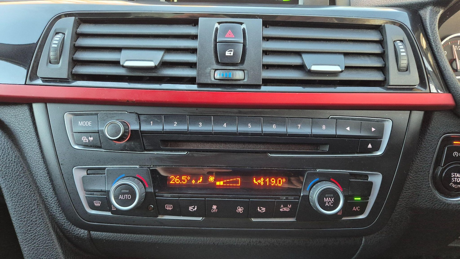 Used BMW 3 Series 2013 for sale - 77255587: Photo 32