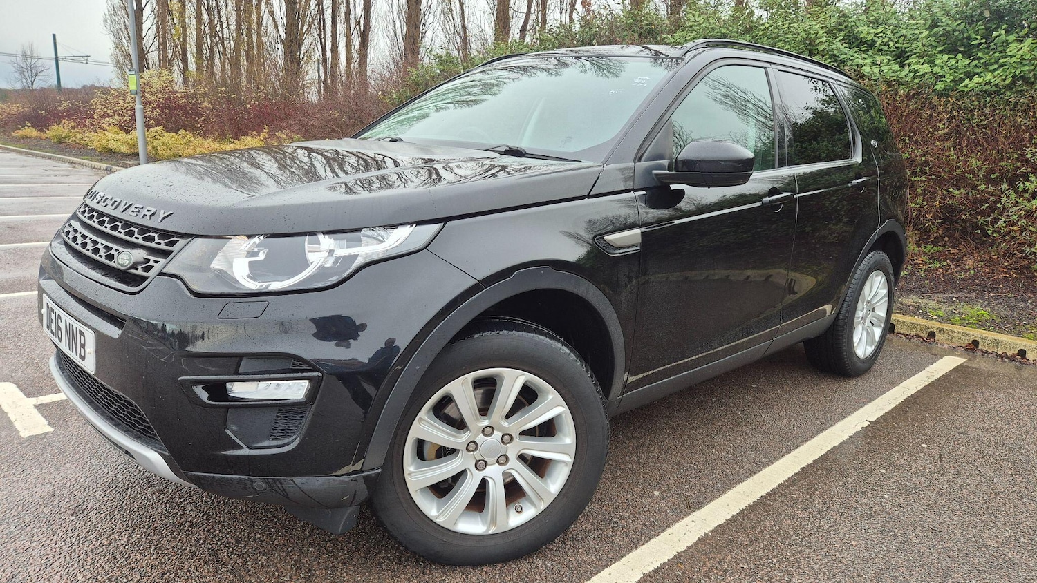Used Land Rover Discovery Sport 2016 for sale - 77255600: Photo 3