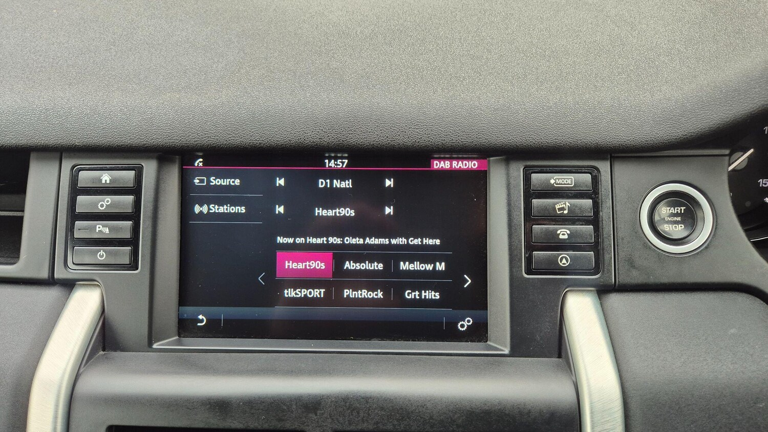 Used Land Rover Discovery Sport 2016 for sale - 77255600: Photo 30