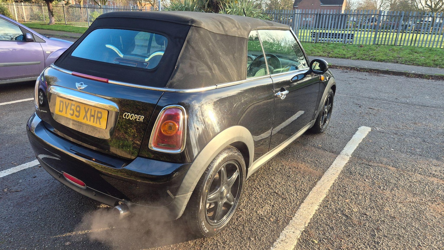 Used MINI Convertible 2009 for sale - 77253635: Photo 11