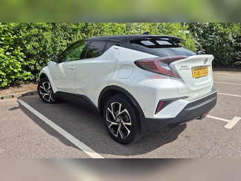 Used Toyota C-HR 2017 for sale - 78504404: Photo