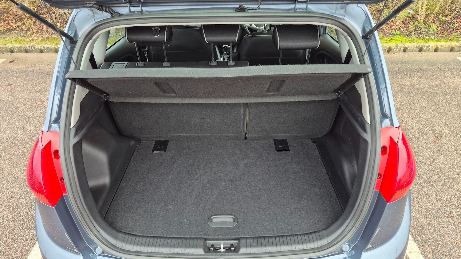 Used Kia Venga 2017 for sale - 77255598: Photo 37