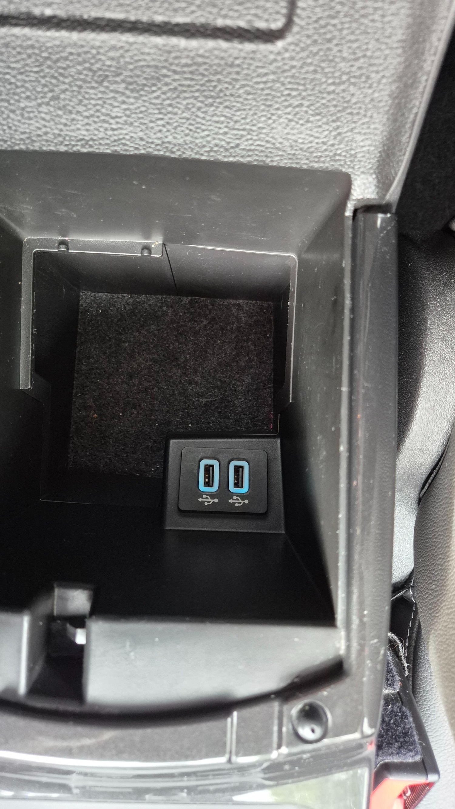 Used Ford Kuga 2017 for sale - 77255602: Photo 21