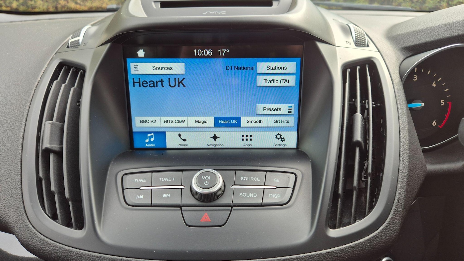 Used Ford Kuga 2017 for sale - 77255602: Photo 32