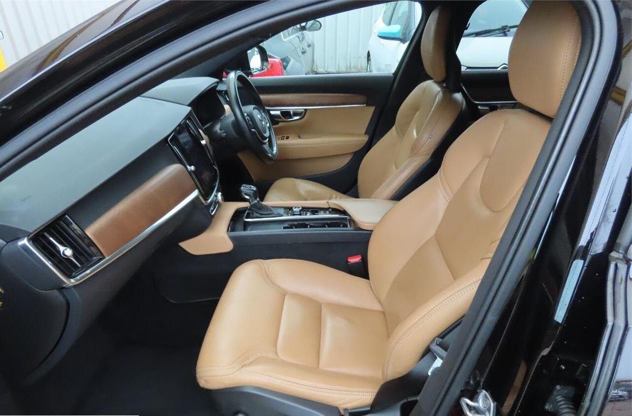 Used Volvo V90 2016 for sale - 77633654: Photo 2