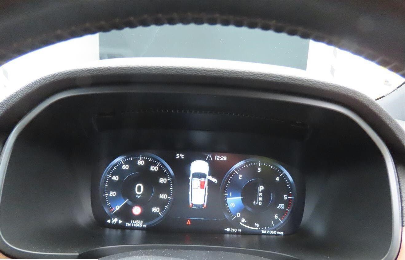 Used Volvo V90 2016 for sale - 77633654: Photo 3