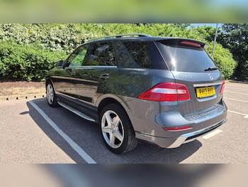 Used Mercedes-Benz M Class 2013 for sale - 78772565: Photo