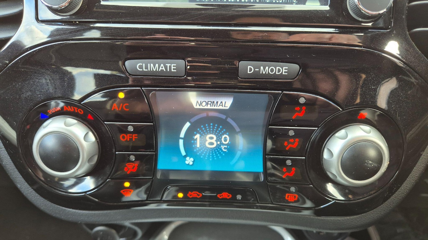 Used Nissan Juke 2017 for sale - 77633880: Photo 32