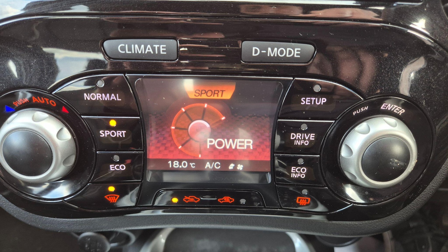 Used Nissan Juke 2017 for sale - 77633880: Photo 42