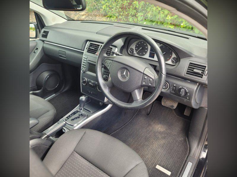 Used Mercedes-Benz B Class 2010 for sale - 77255578: Photo 9