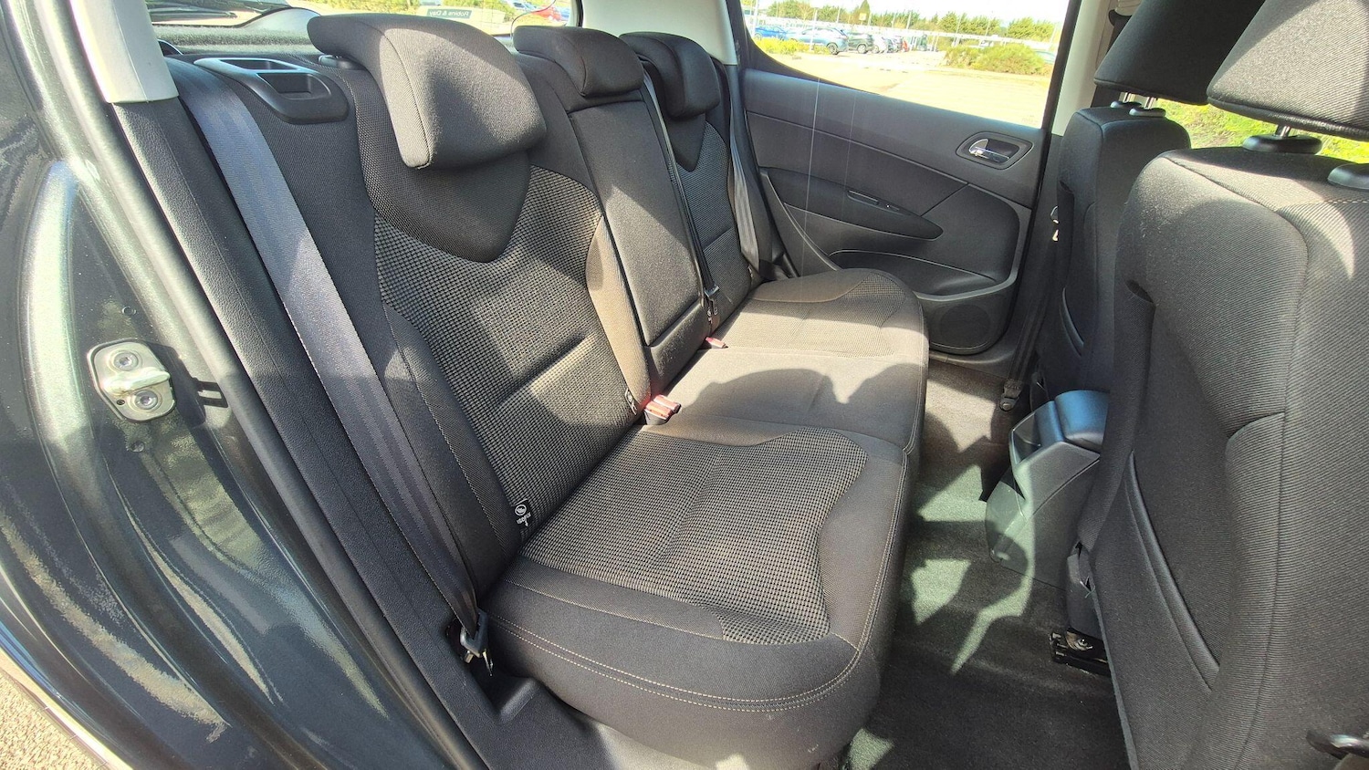 Used Peugeot 308 2013 for sale - 78086198: Photo 14