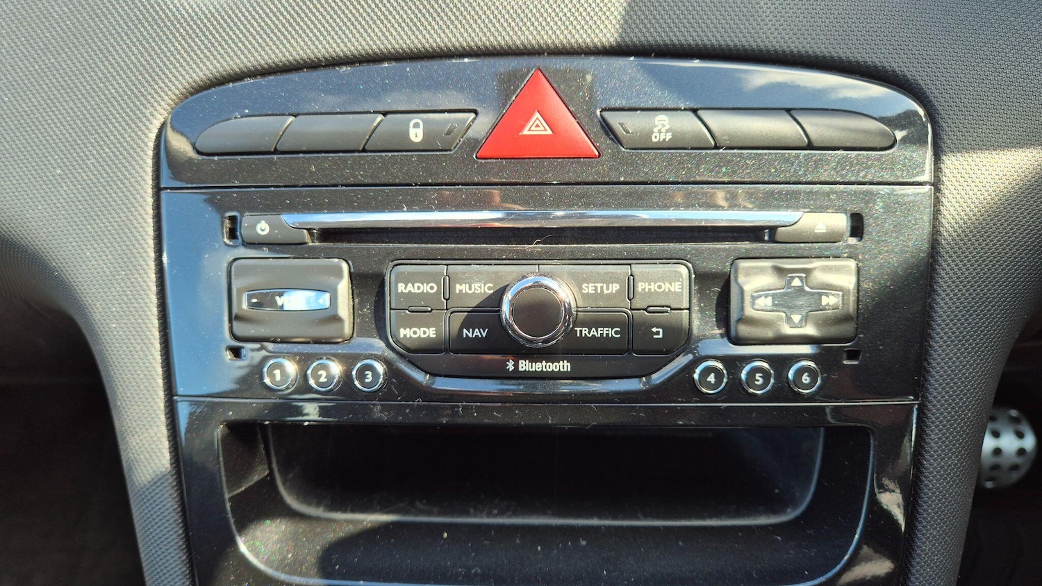 Used Peugeot 308 2013 for sale - 78086198: Photo 41