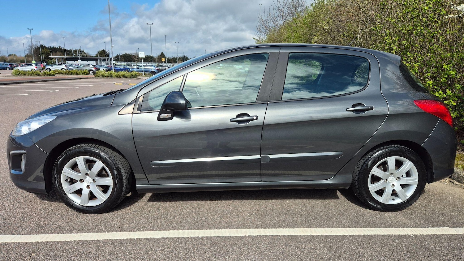 Used Peugeot 308 2013 for sale - 78086198: Photo 5