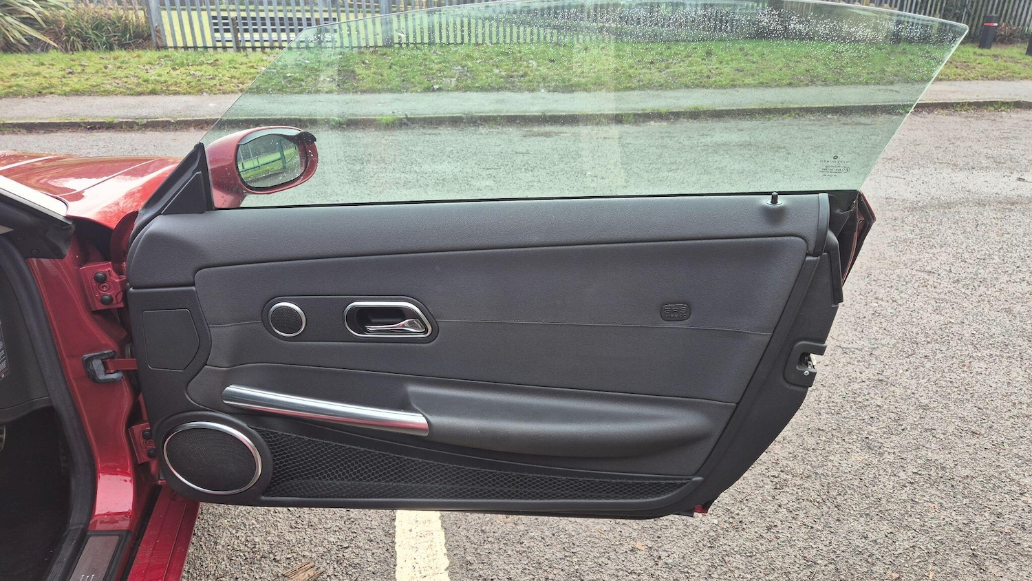 Used Chrysler Crossfire 2006 for sale - 77255592: Photo 13