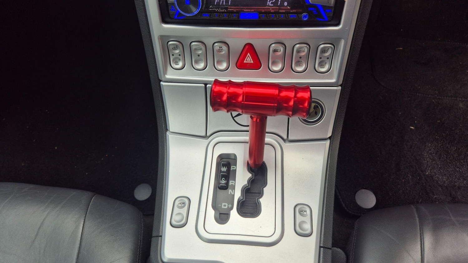 Used Chrysler Crossfire 2006 for sale - 77255592: Photo 9