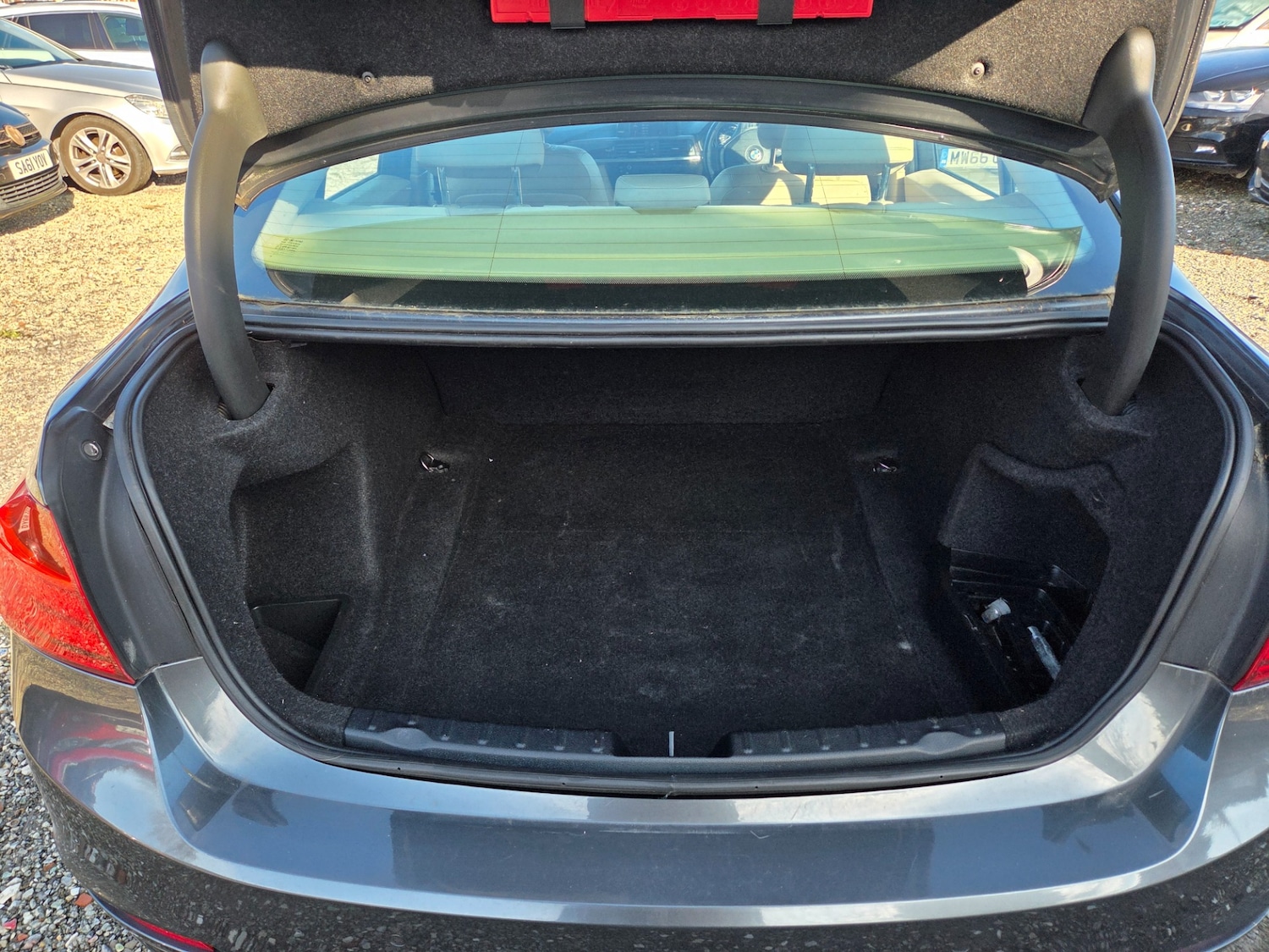 Used BMW 3 Series 2012 for sale - 77555924: Photo 8