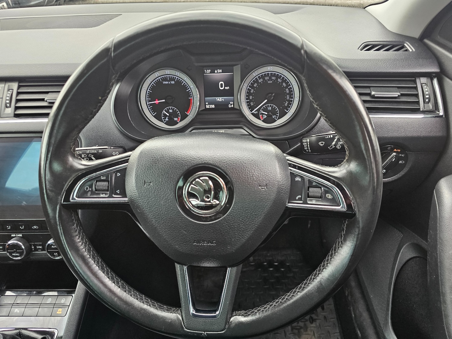 Used Skoda Octavia 2017 for sale - 76822035: Photo 11