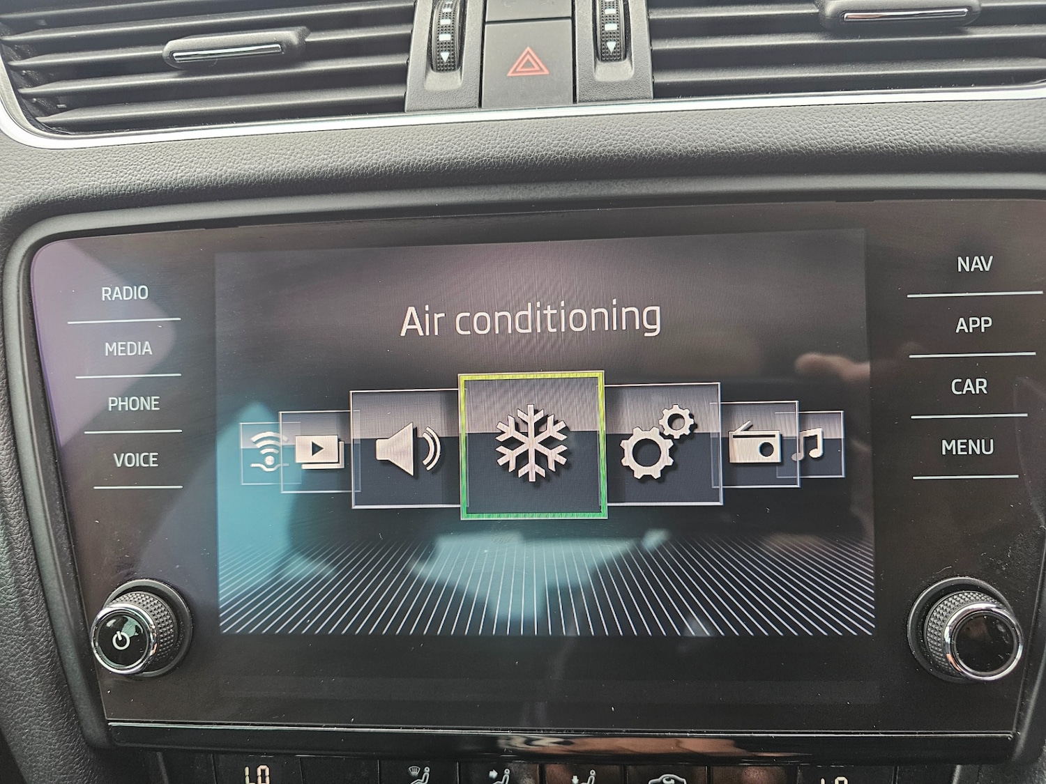 Used Skoda Octavia 2017 for sale - 76822035: Photo 28