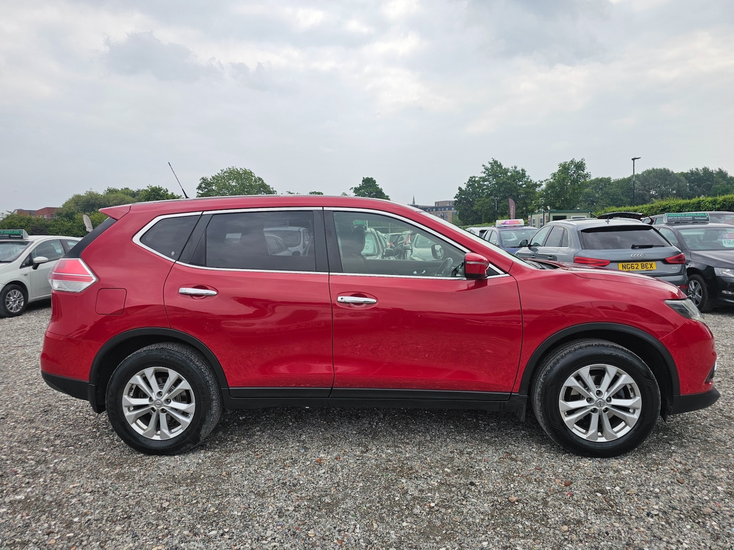 Used Nissan X-Trail 2016 for sale - 76822031: Photo 2