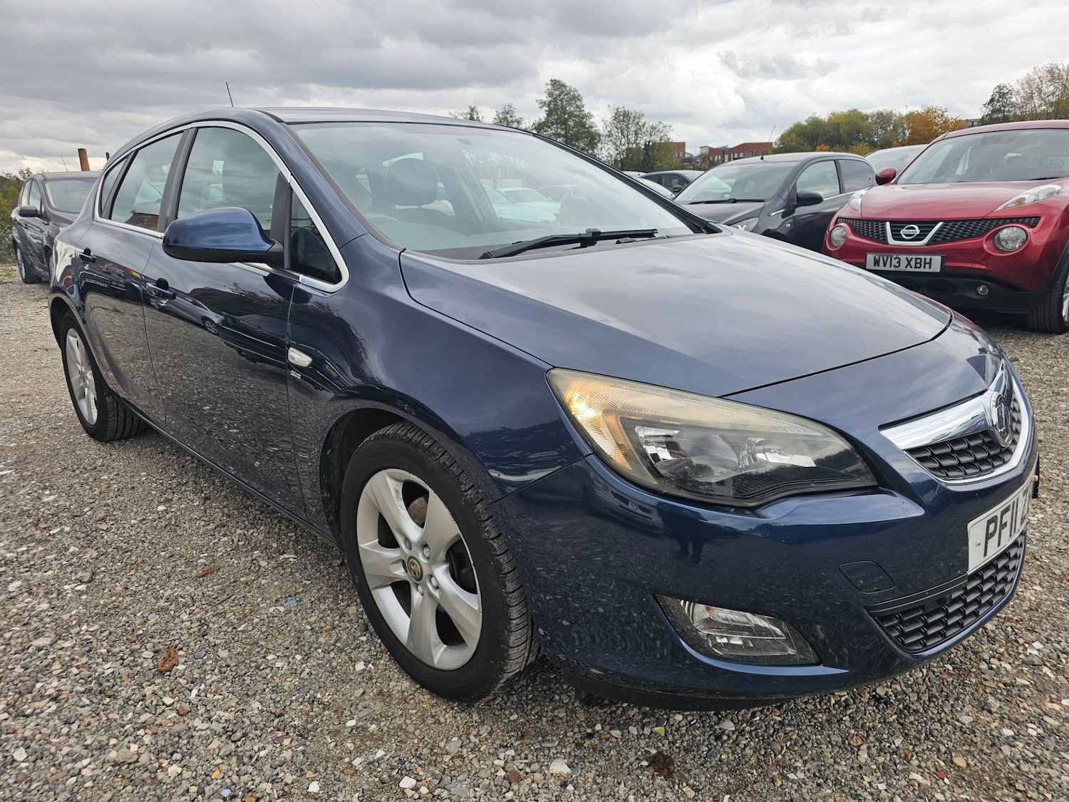 Used Vauxhall Astra 2011 for sale - 76163771: Photo 1